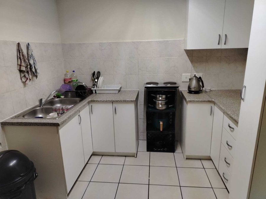 1 Bedroom Property for Sale in Parow Western Cape